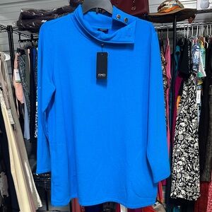 NWT JONES NY SWEATER WITH POCKETS